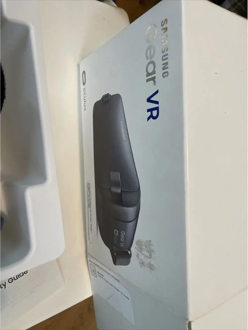Samsung Gear VR 2 Oculus Virtual Reality Headset (17)